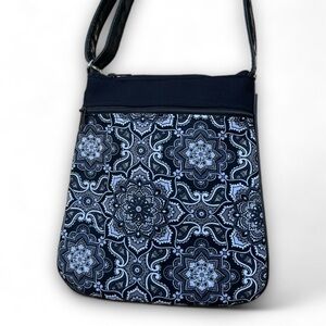 Top Notch by Design Hand Black & White Vegan Leather Crafted Cloth Bag Purse